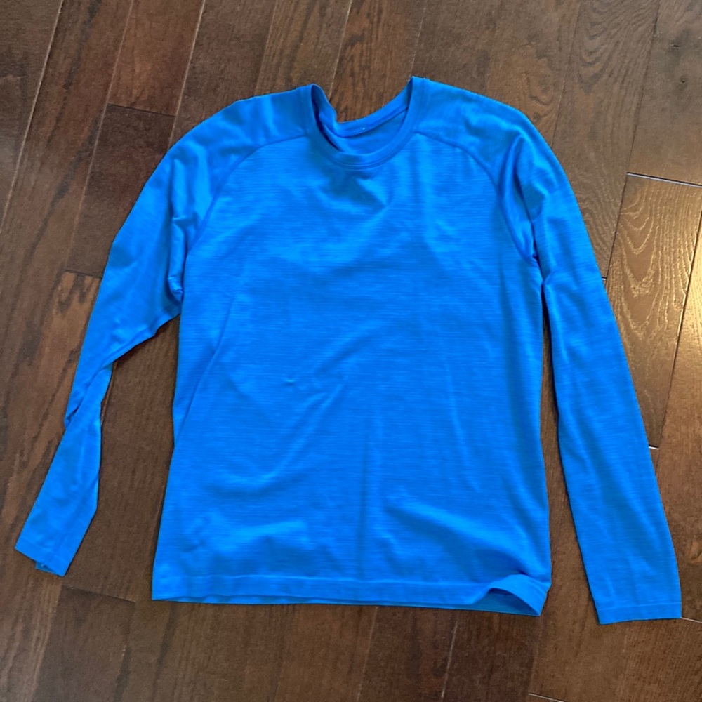Lululemon long sleeve light blue shirt, size medium
